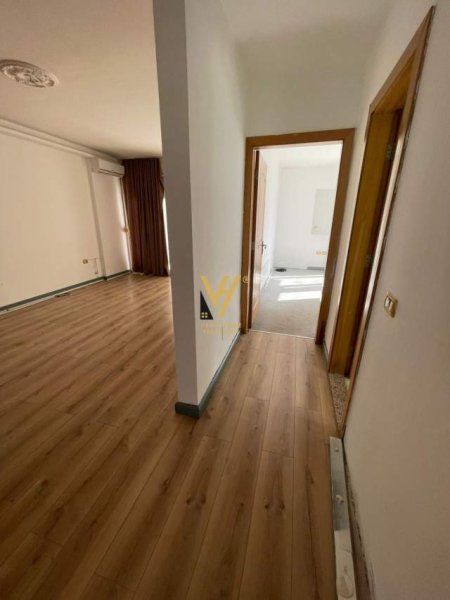 Tirane, shitet apartament 2+1+2 Kati 8, 115 m² (ISH EKSPOZITA)