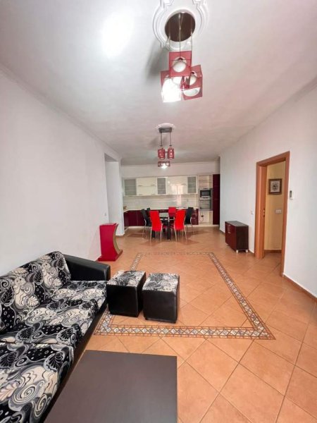 Tirane, jepet me qera apartament Kati 2, 110 m² 400 Euro (Yzberisht)