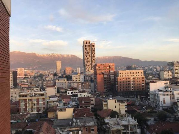 Tirane, jepet me qera apartament 1+1 Kati 11, 60 m² 550 Euro (Islam Alla)