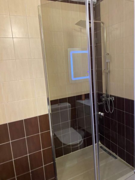 Tirane, jepet me qera apartament 1+1+BLK Kati 3, 65 m² 500 Euro (komuna e parisit)