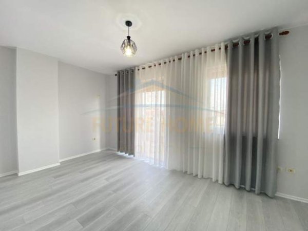 Tirane, shitet apartament Kati 9, 107 m² 105.000 Euro (Teodor Keko)