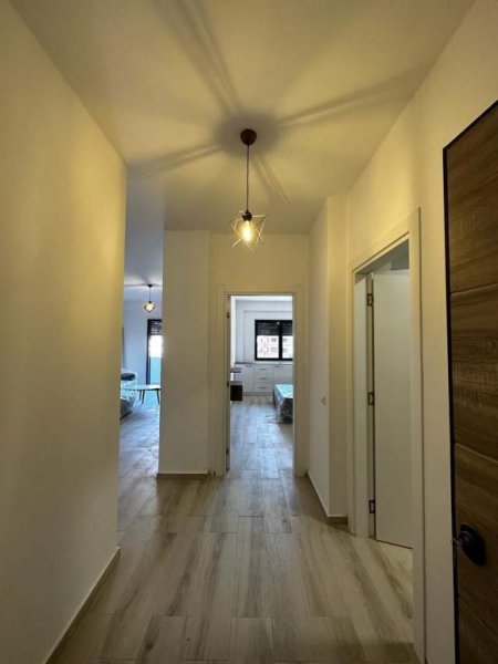 Tirane, shitet apartament Kati 7, 66 m² 115.000 Euro (Oasis Rezidence)