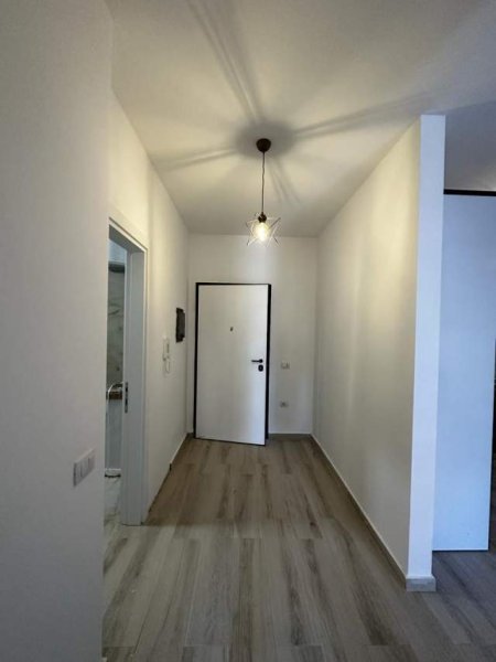 Tirane, shitet apartament Kati 7, 66 m² 115.000 Euro (Oasis Rezidence)