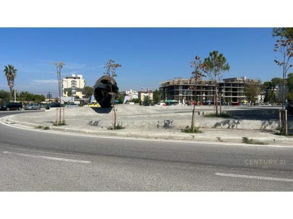 Durres, shitet ambjent biznesi Kati 0, 110.000 m² 185.000  (golem)