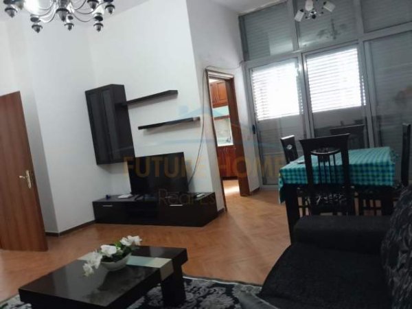 Tirane, jepet me qera apartament Kati 1, 115 m² 450 Euro (Unaza e re)