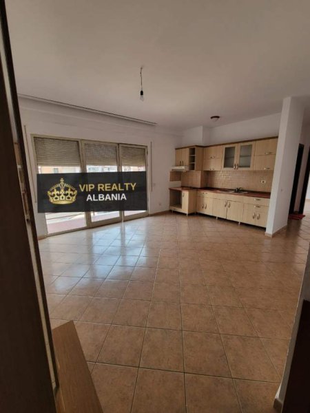 Tirane, jepet me qera apartament 1+1 Kati 4, 70 m² 400 Euro (prane Vizion Plus)
