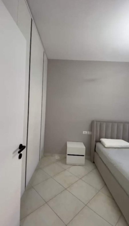 Tirane, shitet apartament 1+1 Kati 3, 74 m² 142.000 Euro (Komuna e Parisit, Rezidenca Niku)