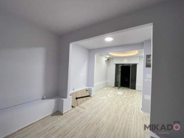 Tirane, jepet me qera zyre Kati 0, 53 m² 500 Euro (Oxhaku)