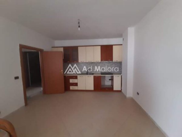 Durres, shitet apartament 1+1+BLK Kati 8, 68 m² 68.000 Euro (Ish Urt Durres)
