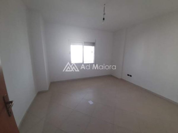 Durres, shitet apartament 1+1+BLK Kati 8, 68 m² 68.000 Euro (Ish Urt Durres)