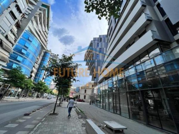 Tirane, jepet me qera ambjent biznesi Kati 0, 292 m² 3.000 Euro (Rruga e Dibres)