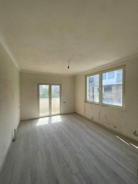 Tirane, shitet apartament 2+1+A+BLK Kati 4, 93 m² 135.000 Euro (Shkolla e Baletit)