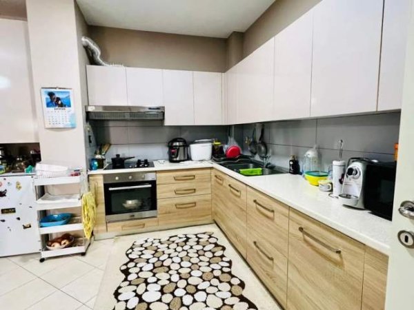 Tirane, shes apartament 2+1 116 m² Euro (Perballe me Misto Mame)