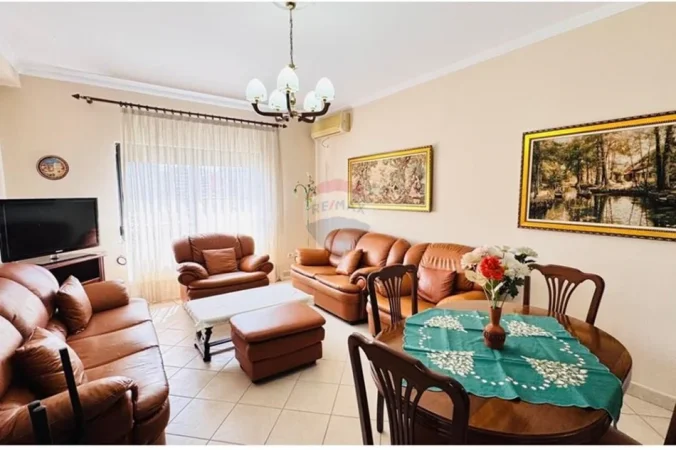 Tirane, shitet apartament , 115 m² 198.000 € 
