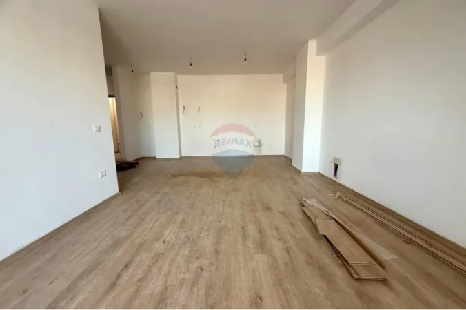 Tirane, shitet apartament , 117 m² 186.900 € 