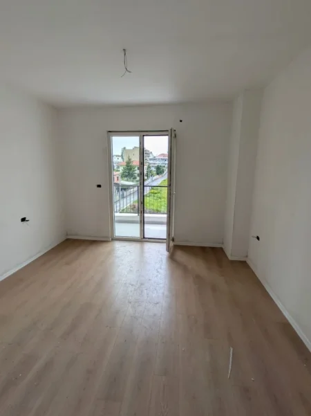 Tirane, shitet apartament 2+1 , 102 m² 132.000 € (paskuqan)