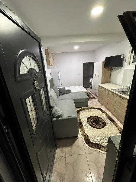 Tirane, jepet me qera garsonier Kati 0, 30 m² 280 € (Brryli, perballe Maternitetit te Ri)