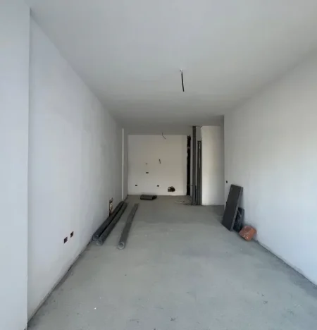 Tirane, shitet apartament 2+1 Kati 5, 120 m² 330.000 € (Komuna e Parisit)