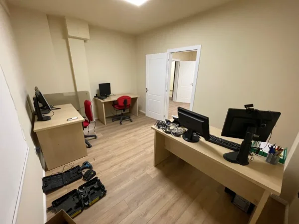 Tirane, jepet me qera apartament 1+1 Kati 6, 54 m² 500 € 