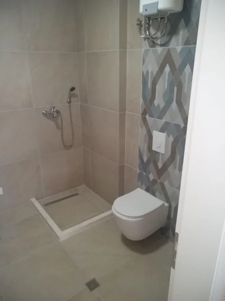 Tirane, jepet me qera apartament 1+1 Kati 6, 54 m² 500 € 