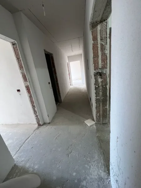 Tirane, shitet apartament 2+1 Kati 3, 104 m² 155.000 € (Porcelan)