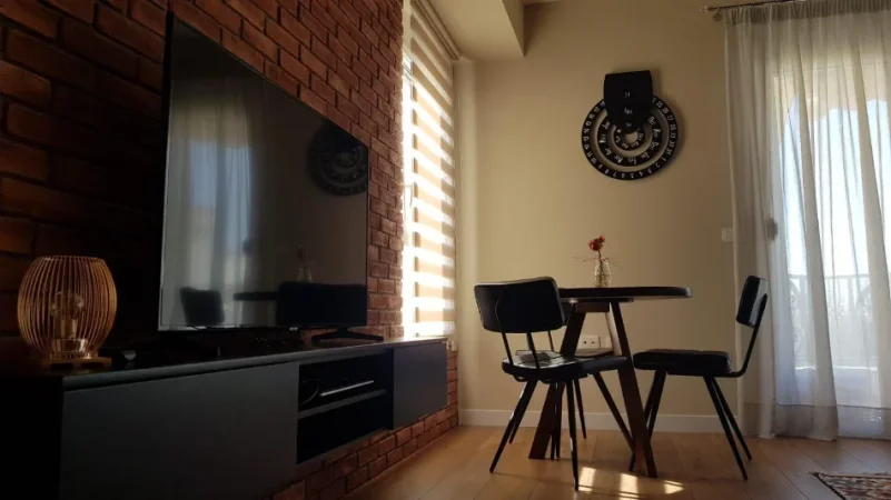 Tirane, jepet me qera apartament 1+1 Kati 2, 69 m² 680 € (kodra e diellit 1)