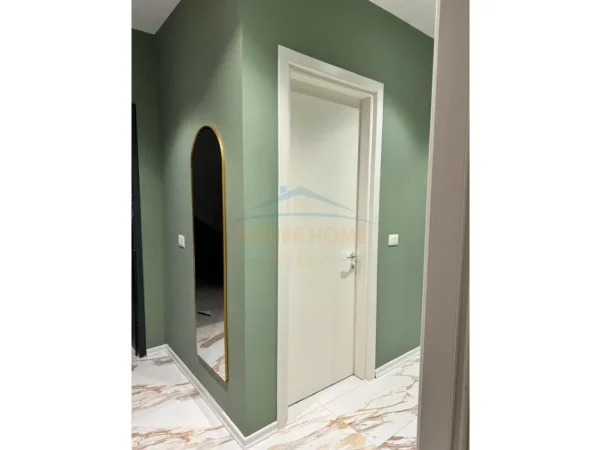 Tirane, jepet me qera apartament 2+1 Kati 3, 100 m² 835 € (Don Bosko)