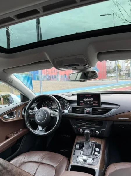 Durres, shitet makine AUDI A7 Nafte, e bardhë automatik Kondicioner 153.000 km 15.000 €
