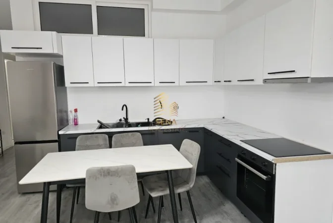Tirane, jepet me qera apartament 2+1+Ballkon Kati 3, 78 m² 670 € (5 Maji)