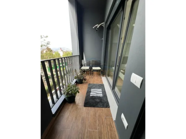 Tirane, jepet me qera apartament 1+1 Kati 2, 60 m² 550 € (rruga e kavajes)