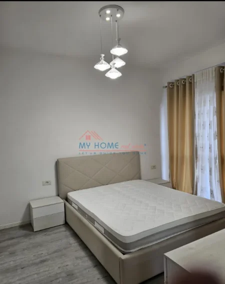 Tirane, jepet me qera apartament 2+1+Ballkon Kati 3, 78 m² 670 € (5 Maji)