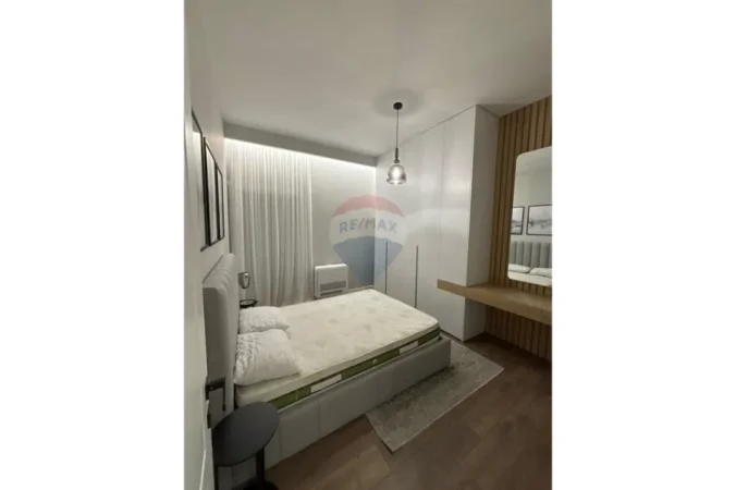 Tirane, jepet me qera apartament 3+1+Aneks+Ballkon Kati 2, 106 m² 1.500 € (Kopshti Botanik)