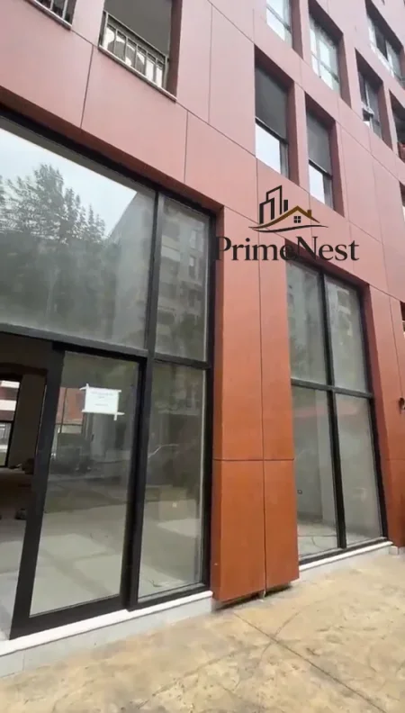 Tirane, shitet ambjent biznesi Kati 0, 158 m² (Urban Gate)