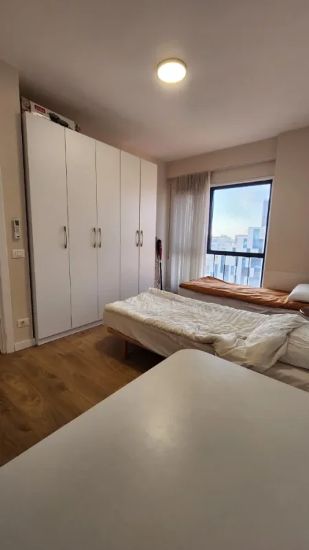 Tirane, jepet me qera apartament 2+1 Kati 7, 104 m² 1.100 € 