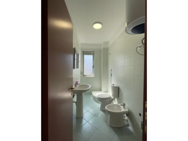 Tirane, shitet apartament 1+1 Kati 8, 64 m² 114.000 € (Misto Mame.)