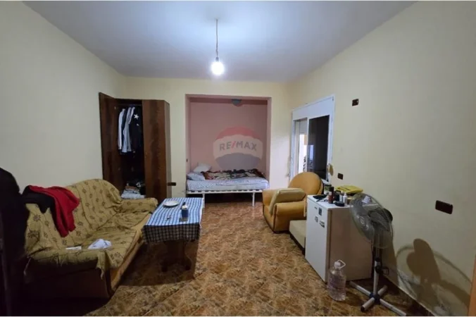 Vlore, shitet garsonier 1+1 , 44 m² 82.000 € (Lungomare,pran Rires, Vlorë)