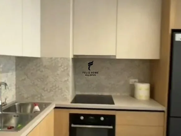 Tirane, jepet me qera apartament 1+1 Kati 5, 67 m² 450 € (RRUGA 5 MAJI)