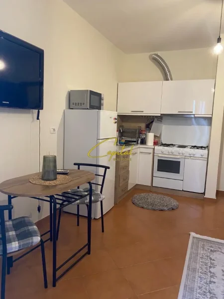 Tirane, jepet me qera garsonier 1+1 Kati 3, 37 m² 550 € (STADIUMI AIR ALBANIA)