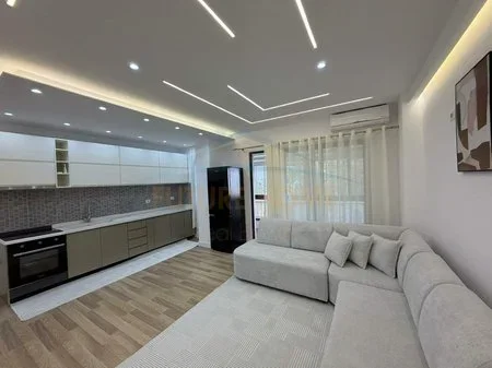 Tirane, shitet apartament 1+1 Kati 1, 71 m² 120.000 € 