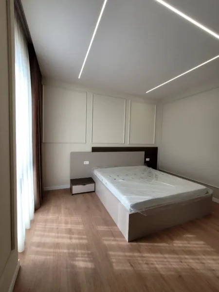 Tirane, jepet me qera Vile , 275 m² 5.000 € (GREEN VALLEY RESIDENCE, LIQENI I THATE)