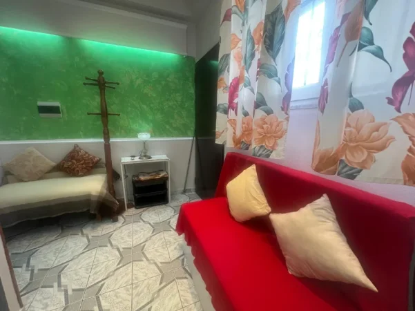 Tirane, jepet me qera garsonier 1+1 Kati 1, 314 € (capo)
