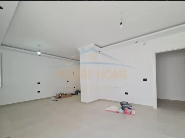 Tirane, shitet apartament 2+1 Kati 11, 110 m² 130.000 € (Fresk)