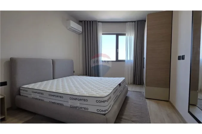 Vlore, shitet apartament 1+1 Kati 4, 77 m² 195.000 € (Rruga Azem Sulo, Lungomare, Vlore)