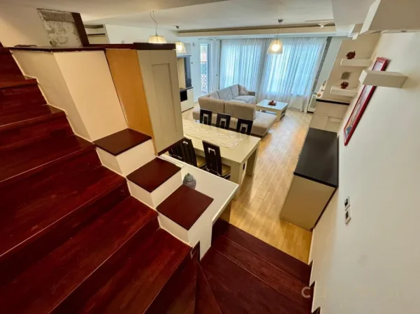 Tirane, shitet apartament duplex Dublex Kati 3, 126 m² 265.000 € (kodra e diellit)