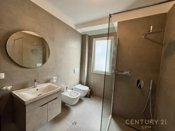 Tirane, shitet apartament duplex Dublex Kati 3, 126 m² 265.000 € (kodra e diellit)