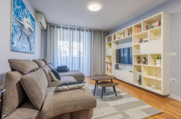 Tirane, jepet me qera apartament 2+1 Kati 3, 91 m² 950 € (rruga perlat rexhepi)