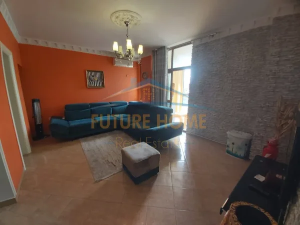 Tirane, jepet me qera apartament 2+1 Kati 6, 100 m² 630 € (Kompleksi Grand, Ish Tregu Elektrik.)