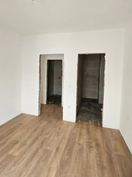 Tirane, shitet apartament 2+1 Kati 5, 95 m² 125.000 € (tirana entery)