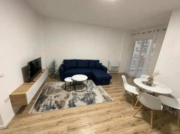 Tirane, jepet me qera apartament 1+1 Kati 6, 70 m² 600 € (KOMPLEKSI AURA)