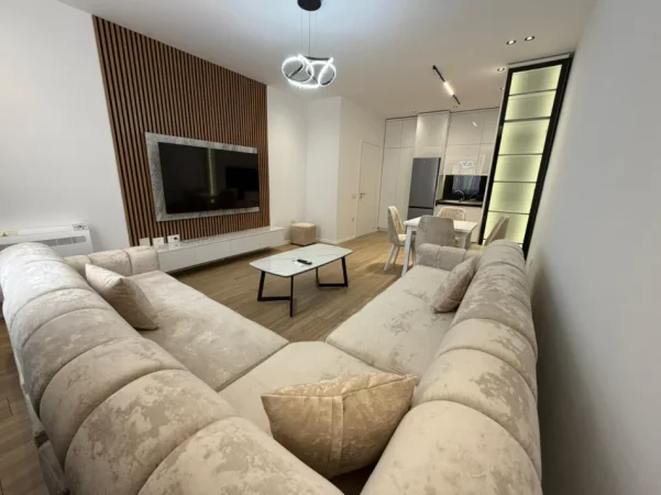 Tirane, jepet me qera apartament 1+1 Kati 5, 